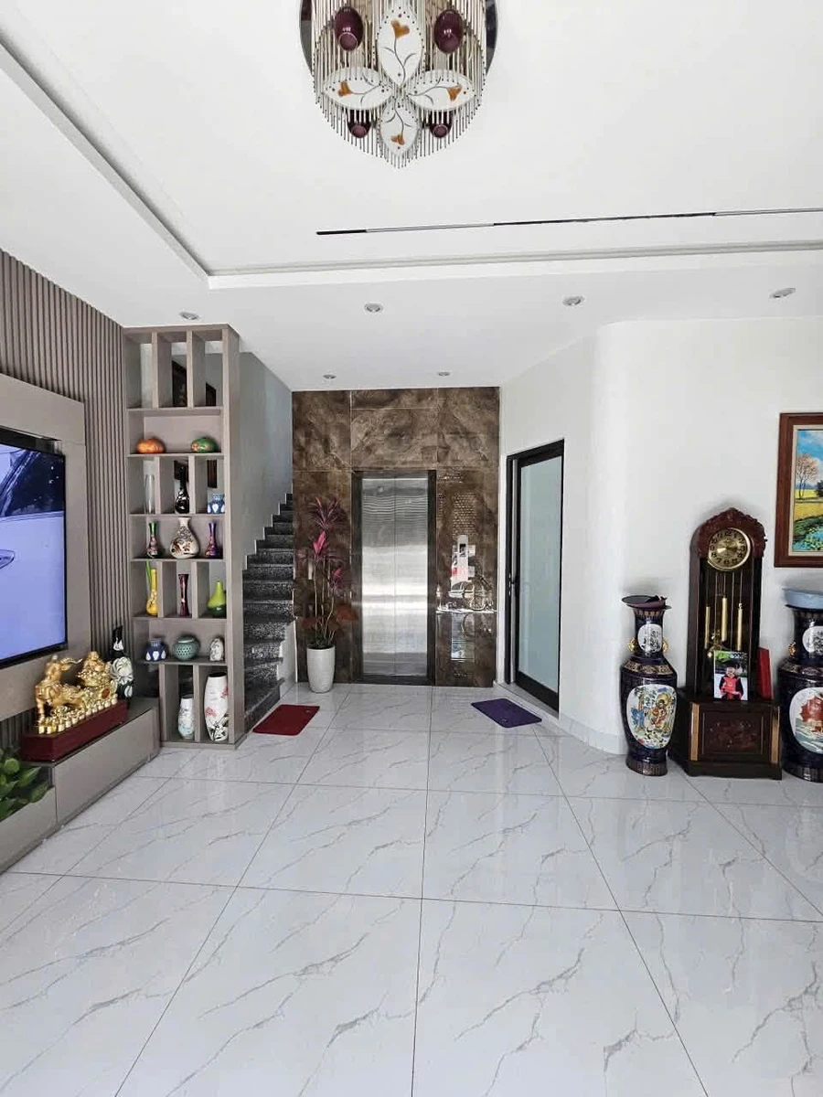 Bán nhà 4 tầng 60m² Cao Thắng, 4 phòng ngủ, thang máy - Ảnh thu nhỏ 4