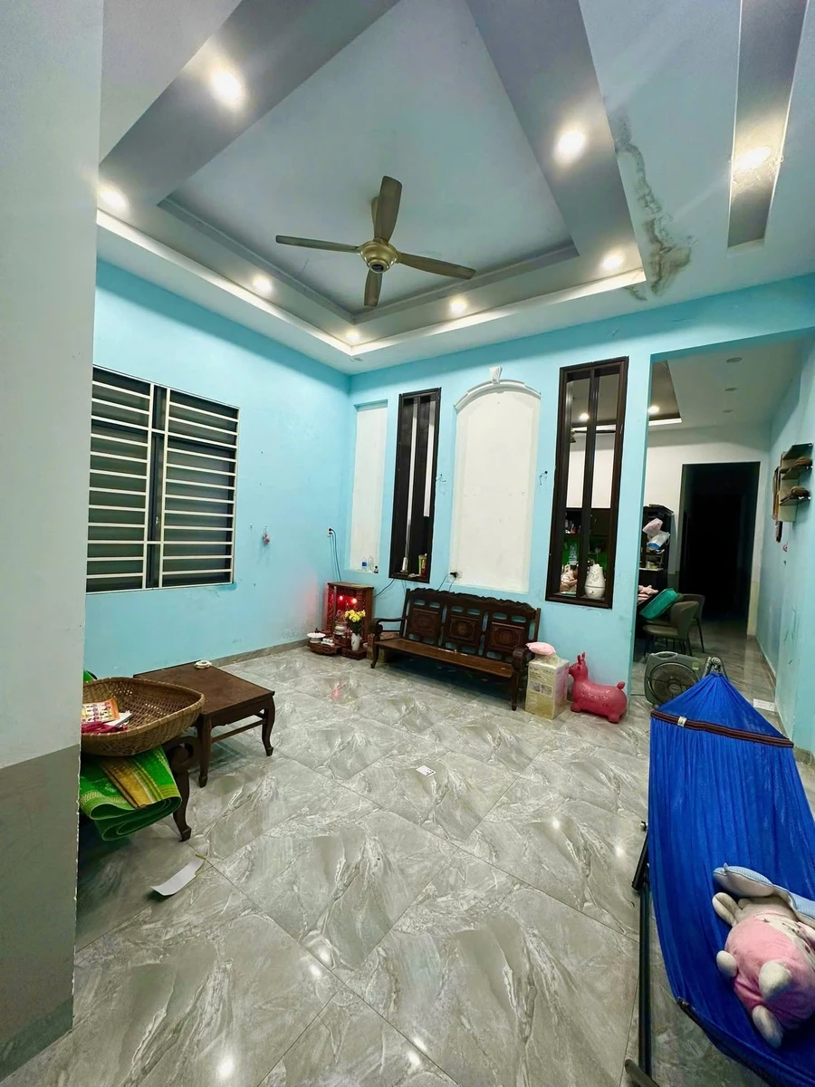 Bán nhà mặt tiền kinh doanh 246m² Trảng Dài 4,7 tỷ - Ảnh 1