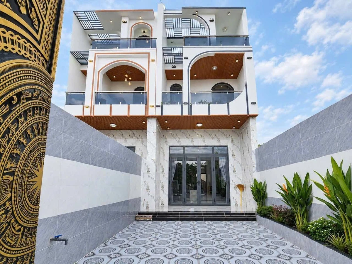 Bán nhà xây mới 150m² Đức Hòa, Long An 2 tỷ 950 triệu - Ảnh thu nhỏ 2