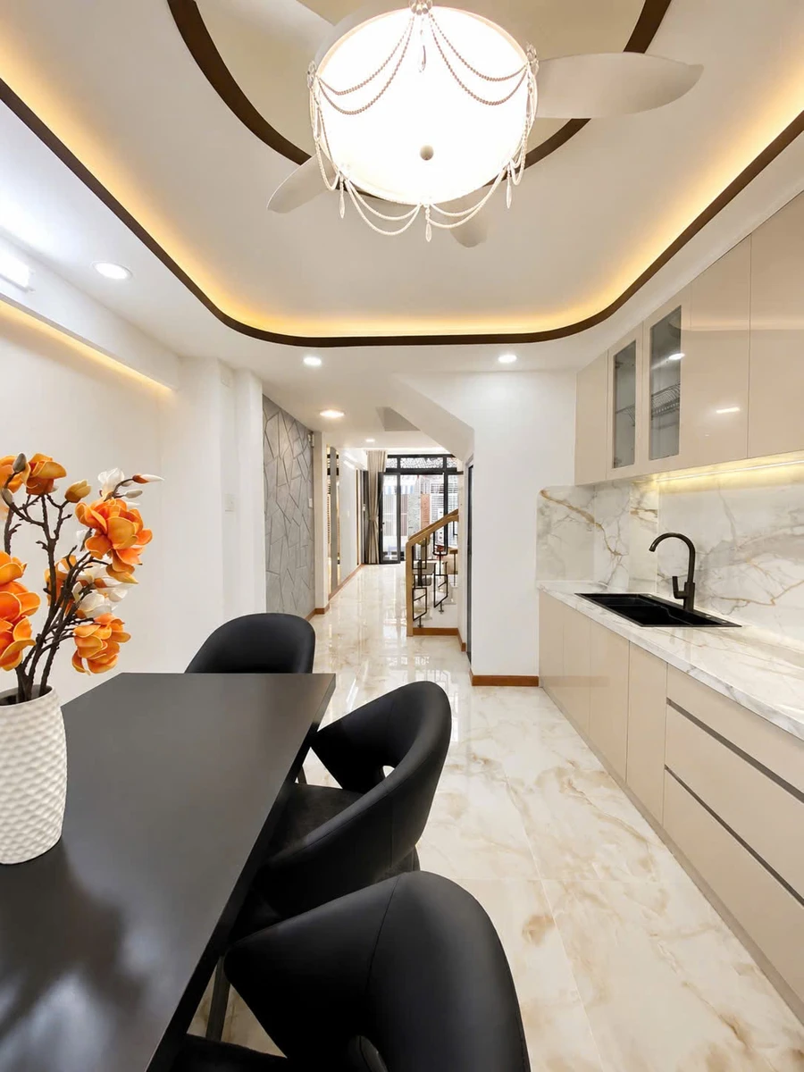 Bán nhà hẻm xe hơi 5 tầng 44m2, 5PN 6WC, Cách Mạng Tháng Tám, Quận 10 - Ảnh thu nhỏ 4