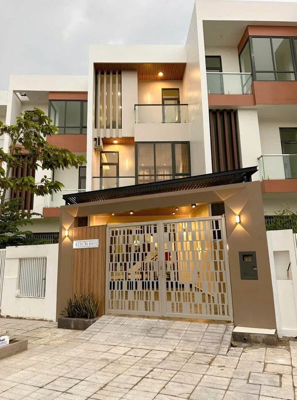 Nhà bán 3 phòng ngủ 120m² Rạch Giá 4.6 tỷ