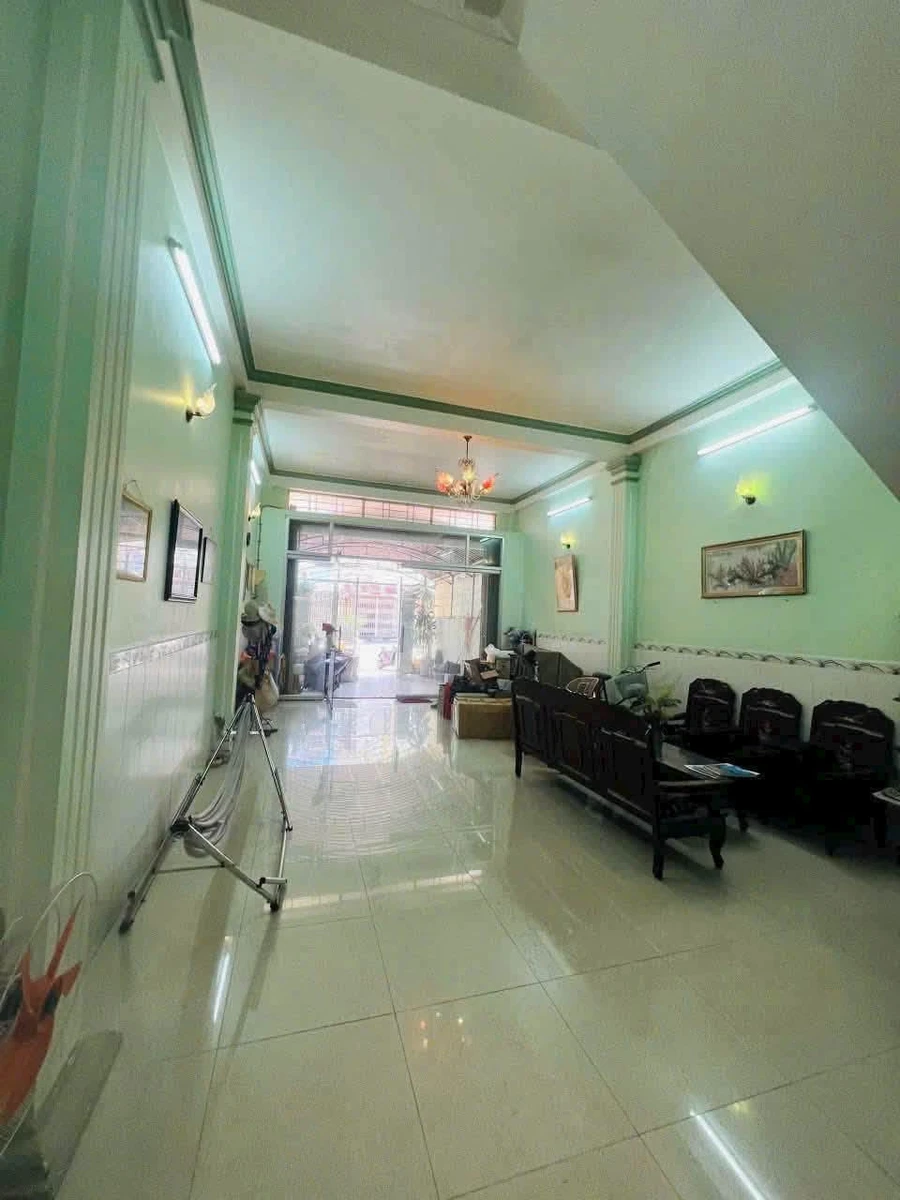 Bán nhà mặt tiền Phạm Hùng Rạch Giá 150m², 6PN - 3.5 tỷ - Ảnh thu nhỏ 3