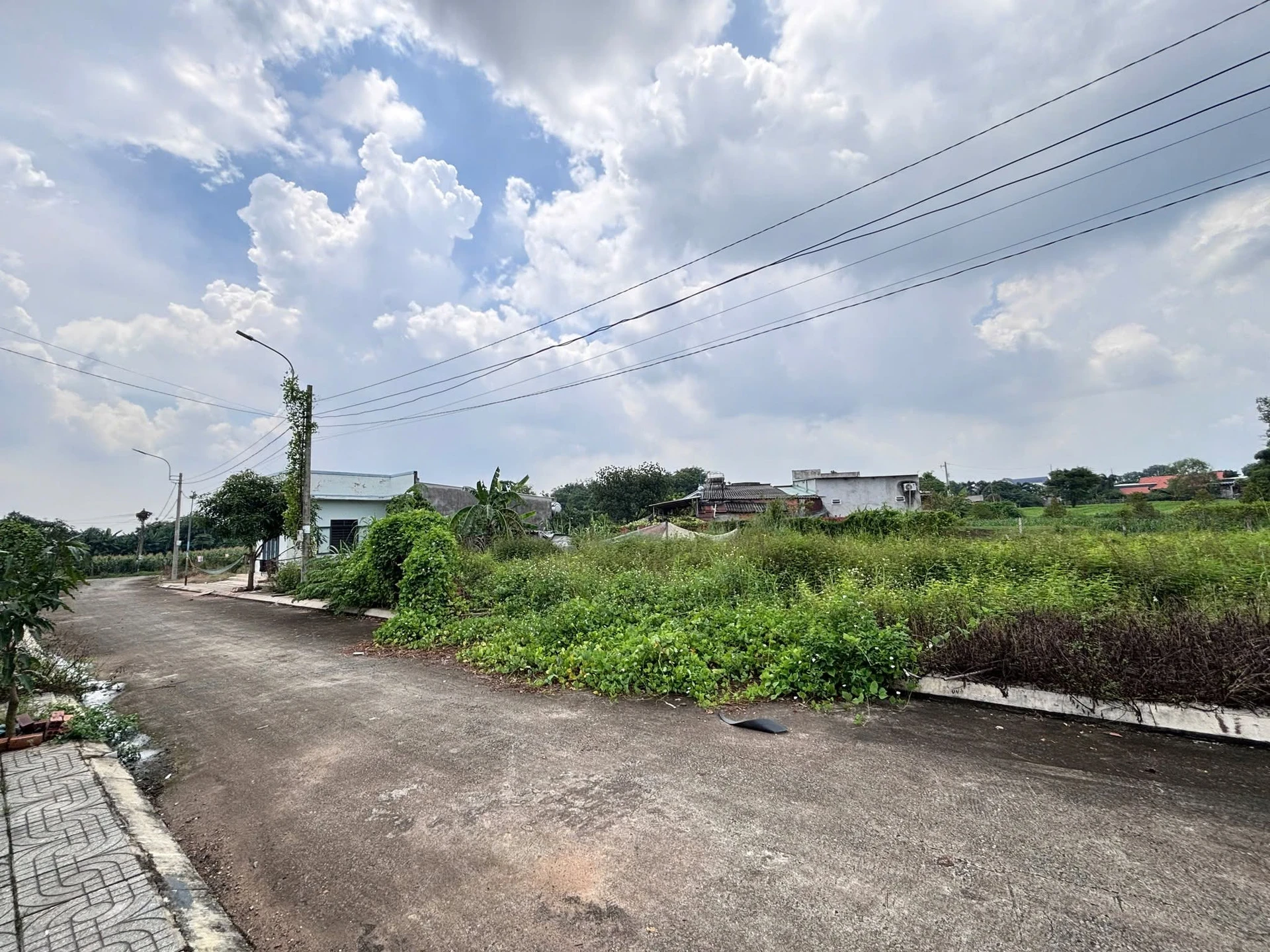 Bán đất 173m2 ngang 8m đối diện KCN Sonadezi giá 1 tỷ 110 triệu - Ảnh 1
