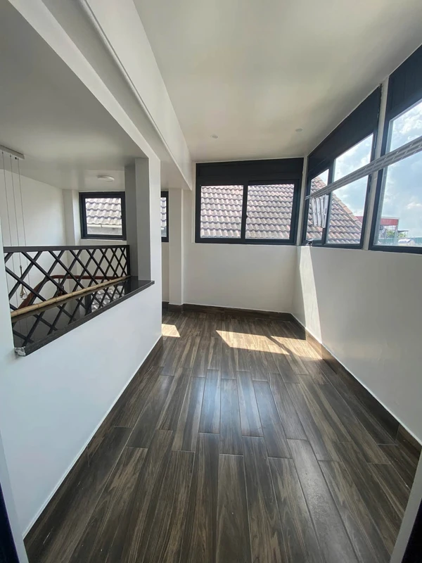 Bán nhà 4 tầng 56m² Hồ Sen Hải Phòng 4,05 tỷ