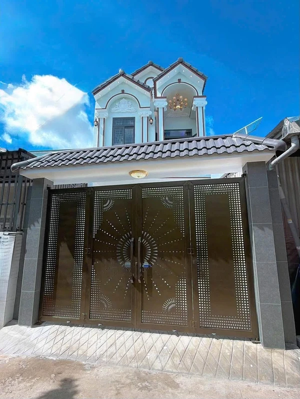 Bán nhà 3 phòng ngủ 2 mặt tiền, 85 m², Cần Thơ, 2.79 tỷ