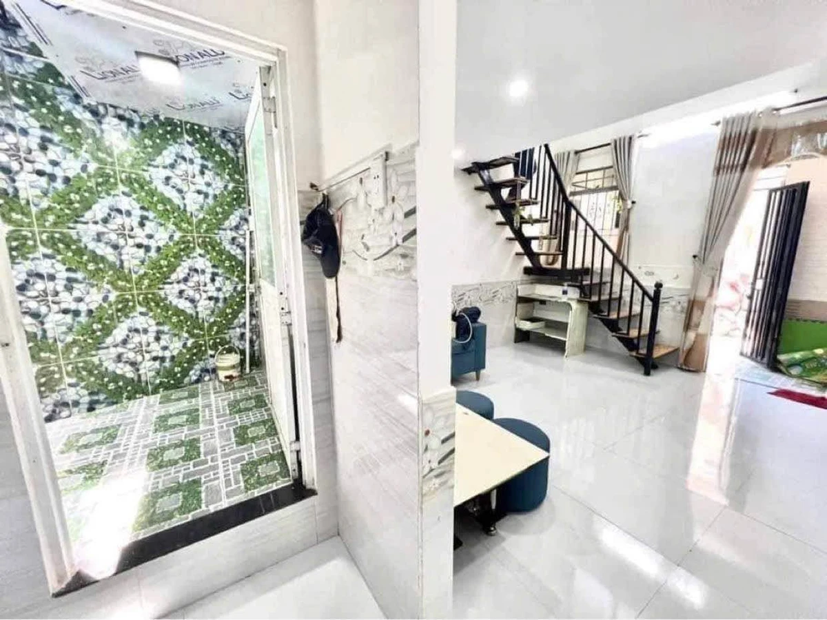 Bán nhà kiệt 4 phòng ngủ 211,5m² Lê Duẩn Quận 1 - Ảnh thu nhỏ 2