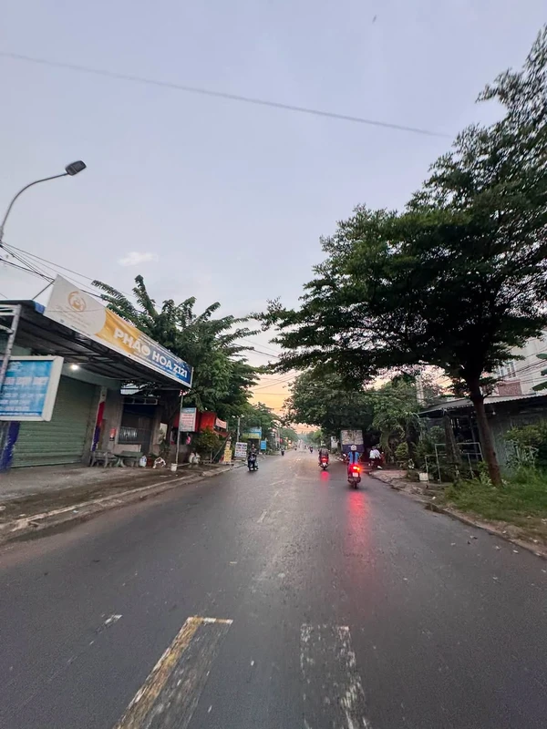 Bán nhà 3 mê mặt tiền 130m² Kon Tum 3 tỷ 6xxtr