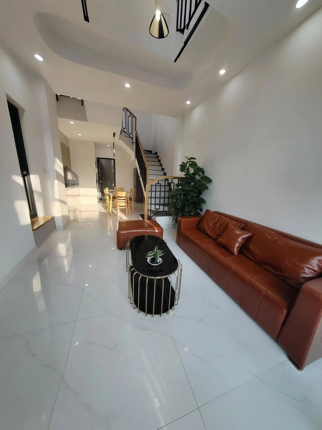 Bán nhà kiệt Hoàng Văn Thái 70m² 4PN, 3WC, Tân Phú - Ảnh 1
