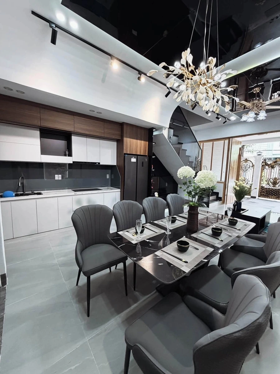 Bán nhà tân cổ điển 220m² gần biển Thanh Khê, Đà Nẵng - Ảnh thu nhỏ 2