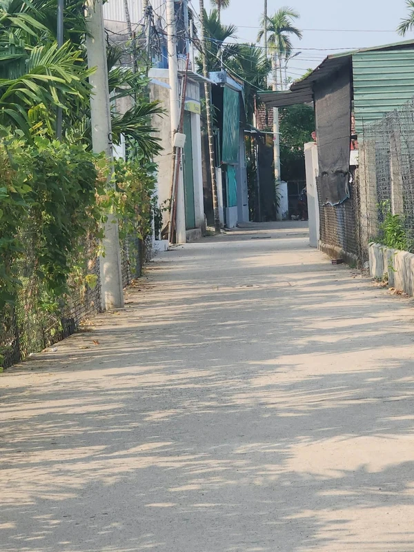 Bán nhà hẻm 3PN 2WC 105m² Nguyễn Công Phương Quảng Ngãi 2,35 tỷ