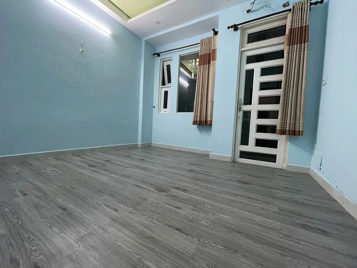Bán nhà hẻm ô tô 4x10m, 1 trệt 2 lầu, 3PN, đường Miếu Gò Xoài, Bình Tân - 4,88 tỷ - Ảnh thu nhỏ 2