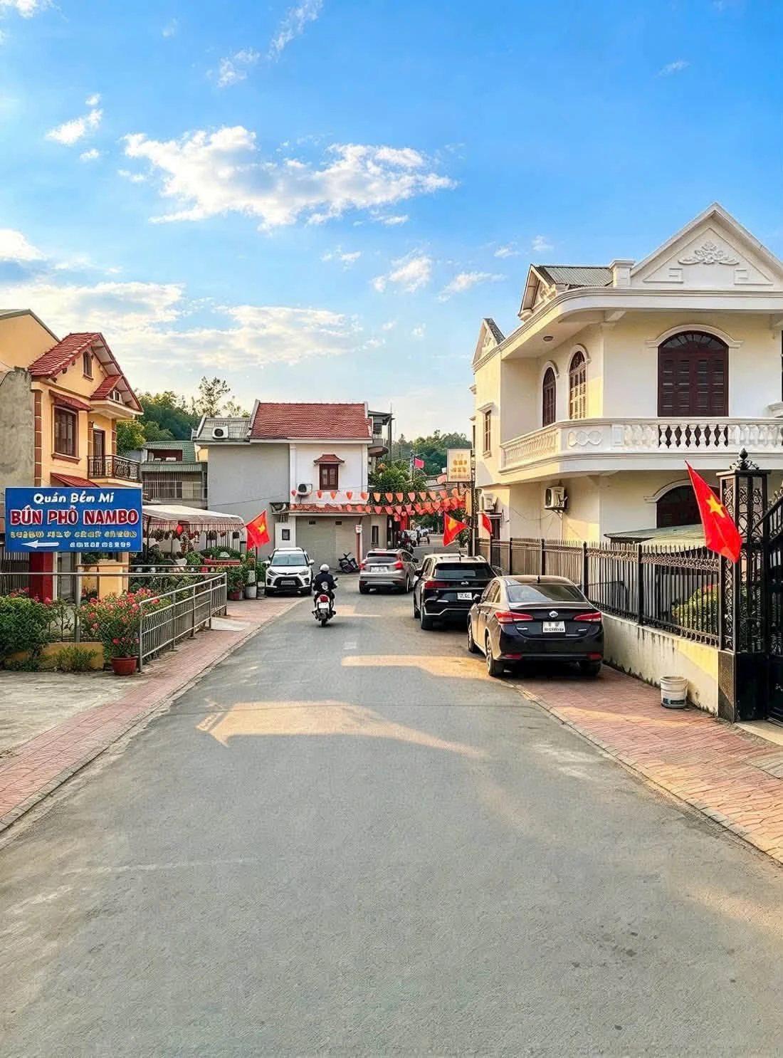 Bán nhà 4 phòng ngủ 3.5 tầng mới xây 52m2 Hà Trung 2,55 tỷ - Ảnh 1