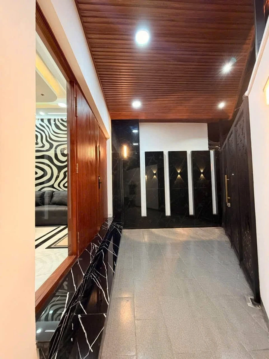 Bán nhà 1 trệt 1 lầu 43,3m² gần Võ Thị Sáu, 2 phòng ngủ, full nội thất, giá 3,39 tỷ - Ảnh thu nhỏ 3