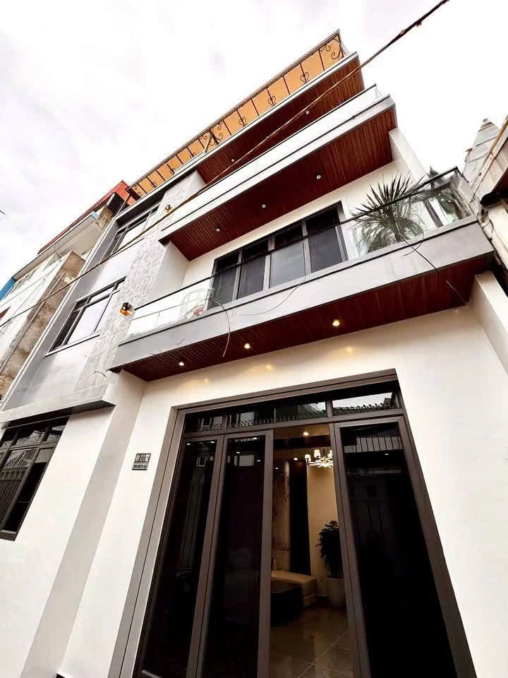 Bán nhà xây mới 60m² 4 tầng đường Trần Nguyên Hãn 5,95 tỷ - Ảnh 1
