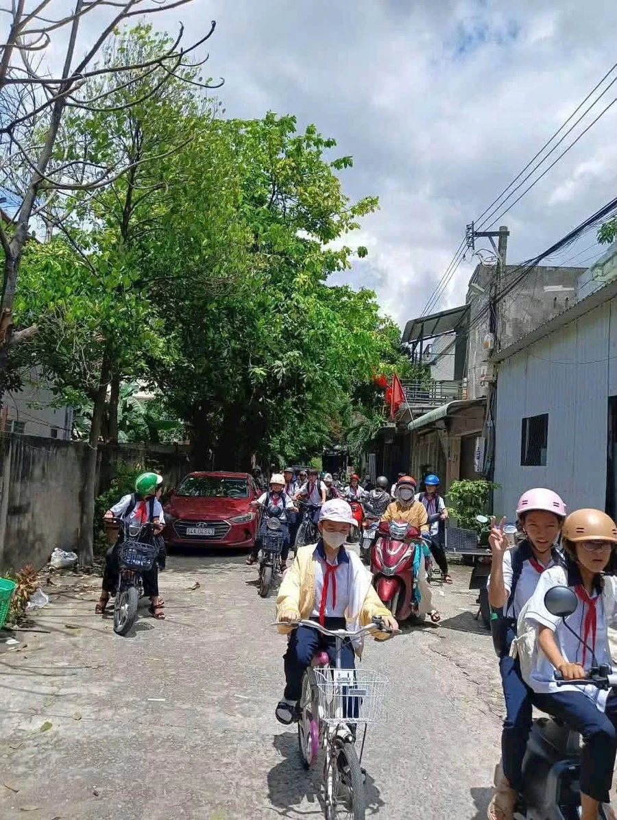 Bán nhà 1 trệt 1 lầu 253m² Thuận Giao, Bình Dương, 6.5 tỷ - Ảnh thu nhỏ 2