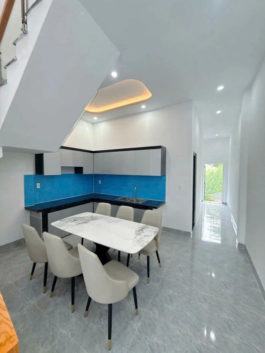 Bán nhà 1 trệt 1 lầu 3PN 81m² Bến Cát 2.2 tỷ - Ảnh thu nhỏ 3