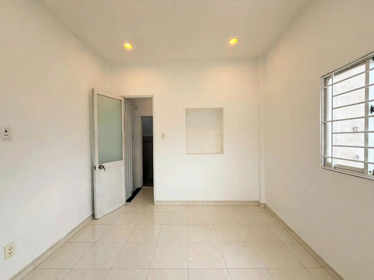 Bán nhà 2 tầng 2PN 49m² Bạch Đằng, Gia Định, Q.1 - Ảnh thu nhỏ 2