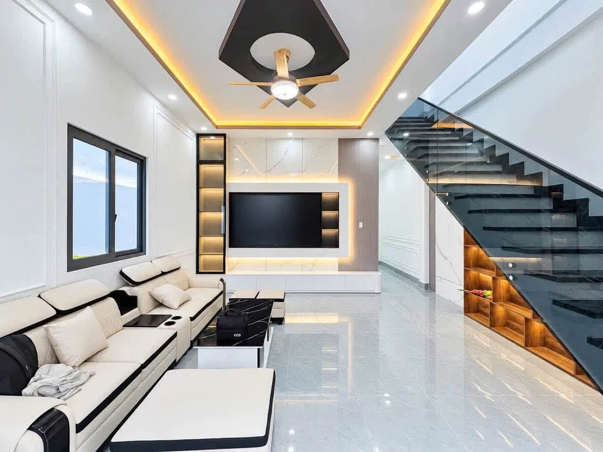 Bán nhà hẻm Võ Thị Sáu, Rạch Giá, 81m², 3PN, 1tỷ890tr - Ảnh thu nhỏ 2