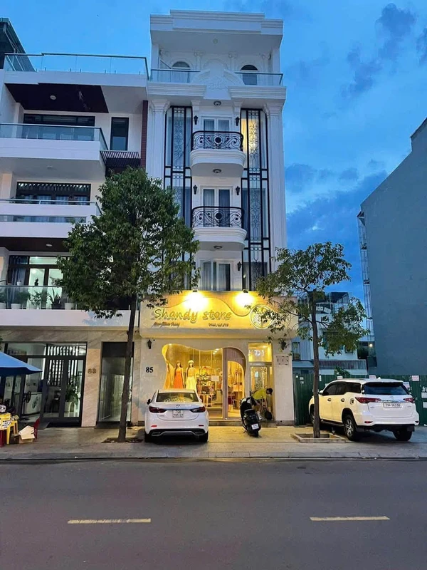 Bán shophouse 130m² Nha Trang VCN Phước Hải 32 tỷ