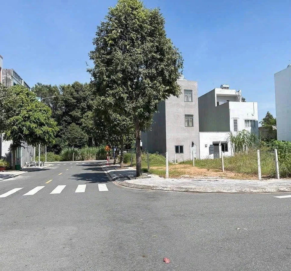 Bán đất góc 2 mặt tiền Long Toàn Bà Rịa 99,36m², giá 4,45 tỷ - Ảnh 1