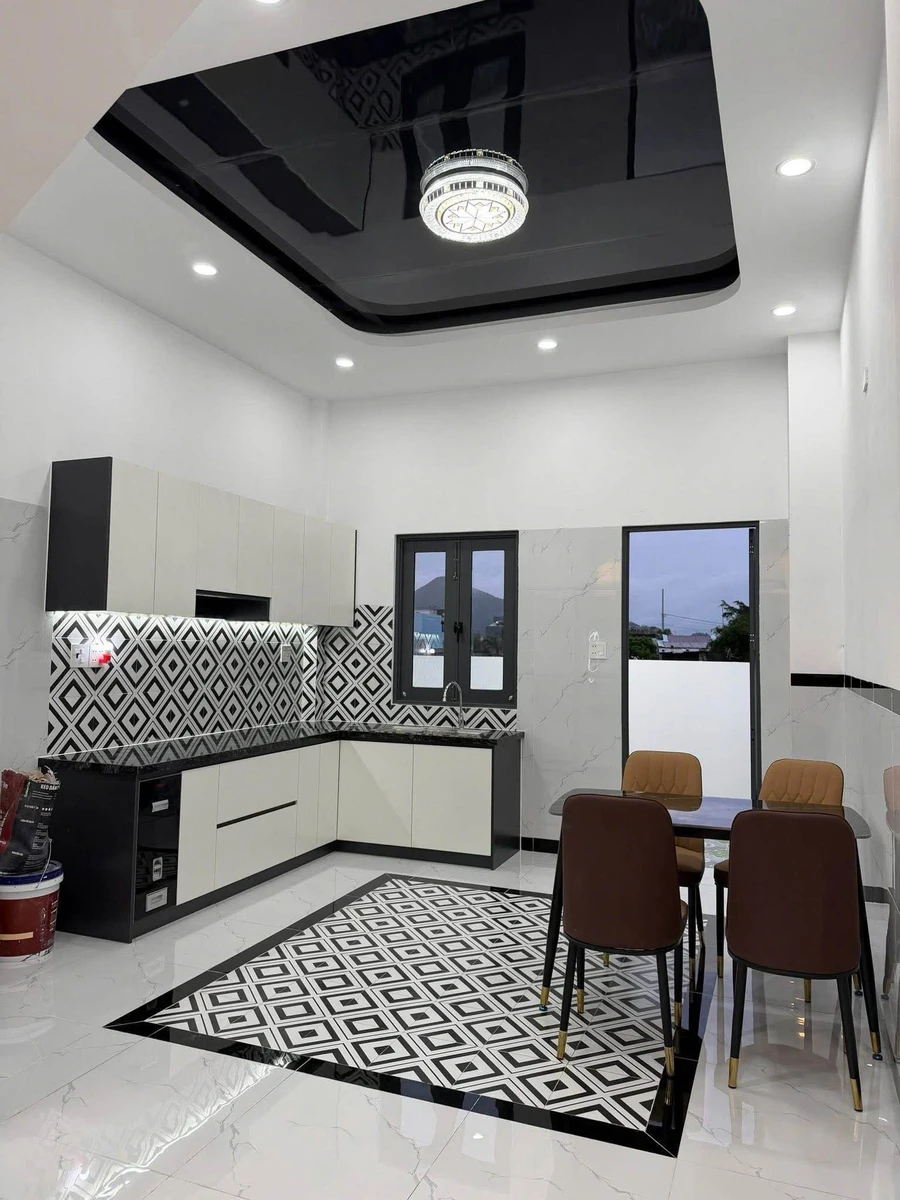 Bán nhà 3 phòng ngủ 74m² Quý Nhuận Quận 7 - Ảnh thu nhỏ 2