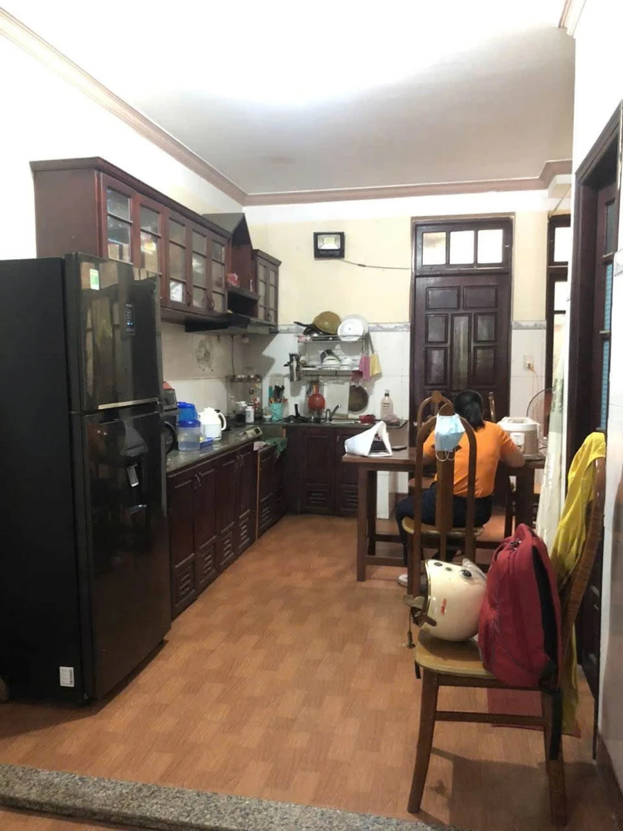 Bán nhà 3 tầng mặt tiền Hoàng Văn Thái 94m2, 6 tỷ - Ảnh thu nhỏ 4