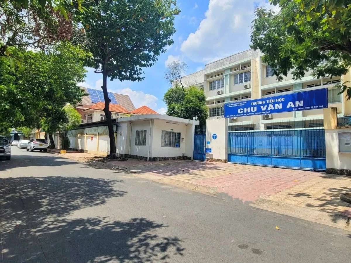 Bán nhà mặt tiền 4 tầng 72m² Chu Văn An, Bình Thạnh, 15.5 tỷ - Ảnh thu nhỏ 2