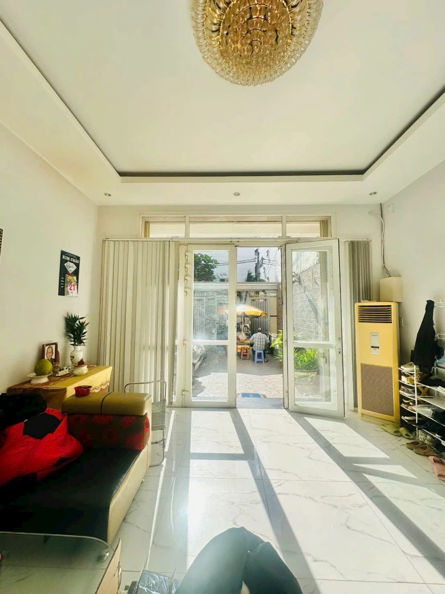 Bán nhà 4PN 250m2 gần Văn Hạnh Mall, Quận 10 - Ảnh thu nhỏ 2