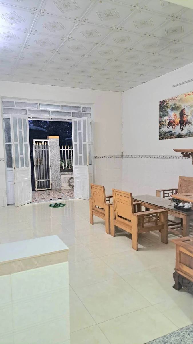 Bán nhà 5x24m, 2 phòng ngủ, Suối Cam, Bình Chánh - Ảnh thu nhỏ 4
