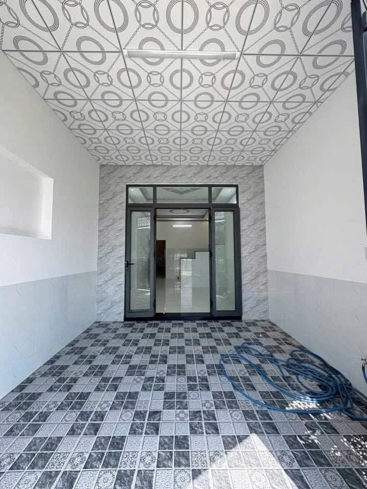 Nhà sổ riêng thổ cư 100m2 3 phòng ngủ Bình Tân 1.699 tỷ - Ảnh thu nhỏ 2