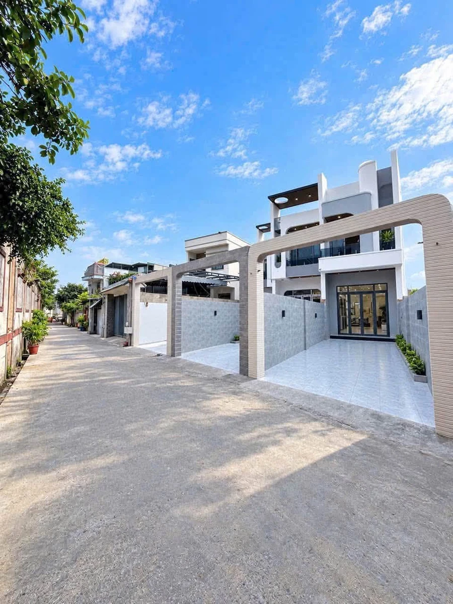 Bán nhà phố 132m2, 4 PN, Tân Phong, Bình Chánh - 4,15 tỷ - Ảnh 1