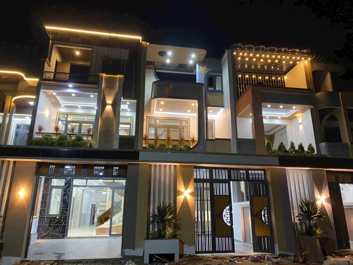 Bán nhà phố 1 trệt 1 lầu, 3PN, sân vườn mini tại KDC Long Hòa, Rạch Kiến, Cần Đước, Long An - Ảnh thu nhỏ 2