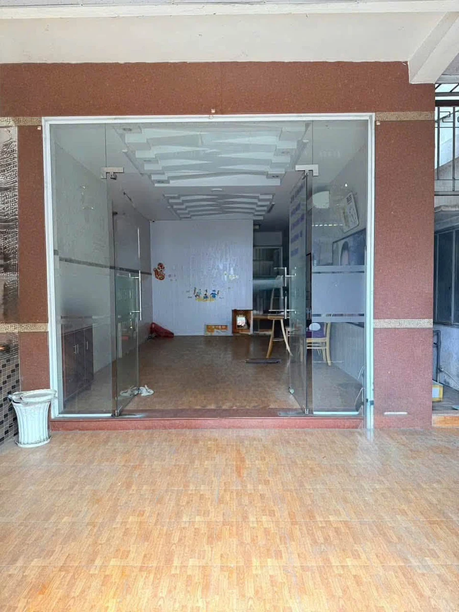 Bán nhà mặt tiền kinh doanh 97m2 Vĩnh Long - Ảnh thu nhỏ 3