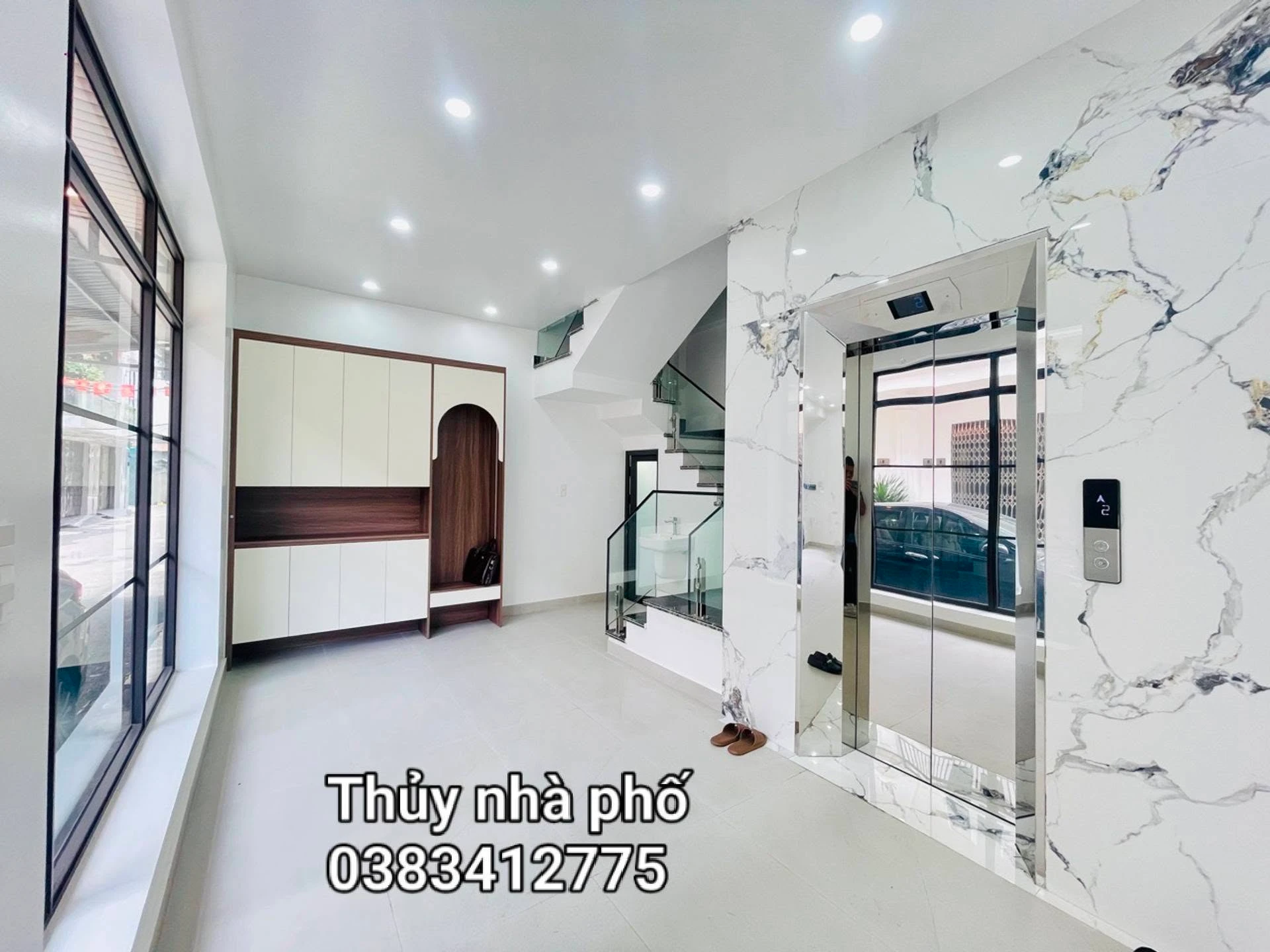 Bán nhà 5 tầng có thang máy 60m2 Thiên Lôi gần Aeon - Ảnh 1