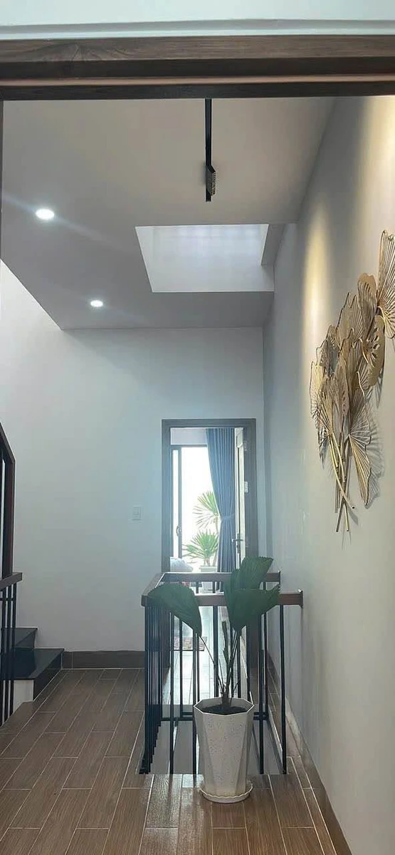 Cho thuê nhà 3 tầng 3PN 81m² gần biển Đà Nẵng - Ảnh thu nhỏ 2