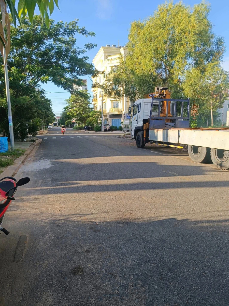 Bán đất mặt tiền Trần Tứ Bình, Phan Thiết 100m2 giá 3 tỷ 150 - Ảnh thu nhỏ 2