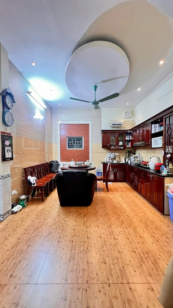 Bán nhà phố Nguyễn Khang 56m² 4 tầng 13.6 tỷ - Ảnh thu nhỏ 3
