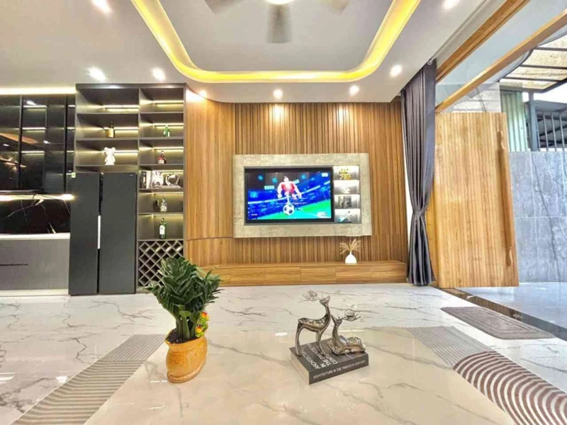 Bán nhà 3 tầng full nội thất 4PN 118m² Hòa Xuân Đà Nẵng