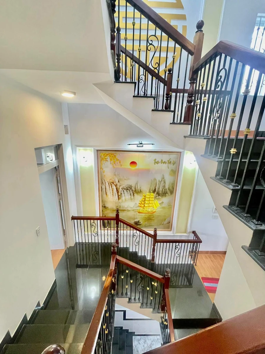 Nhà tân cổ điển 4PN 90m² Quảng Ngãi giá 4 tỷ - Ảnh thu nhỏ 5