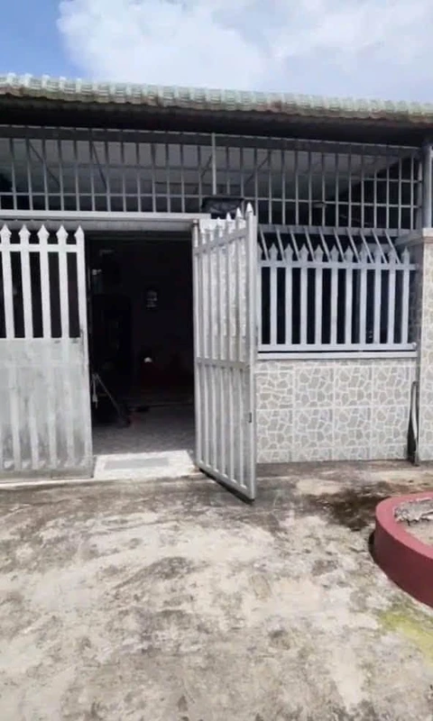 Bán nhà 2 phòng ngủ 100m² Bình Tâm, Tân An, Long An