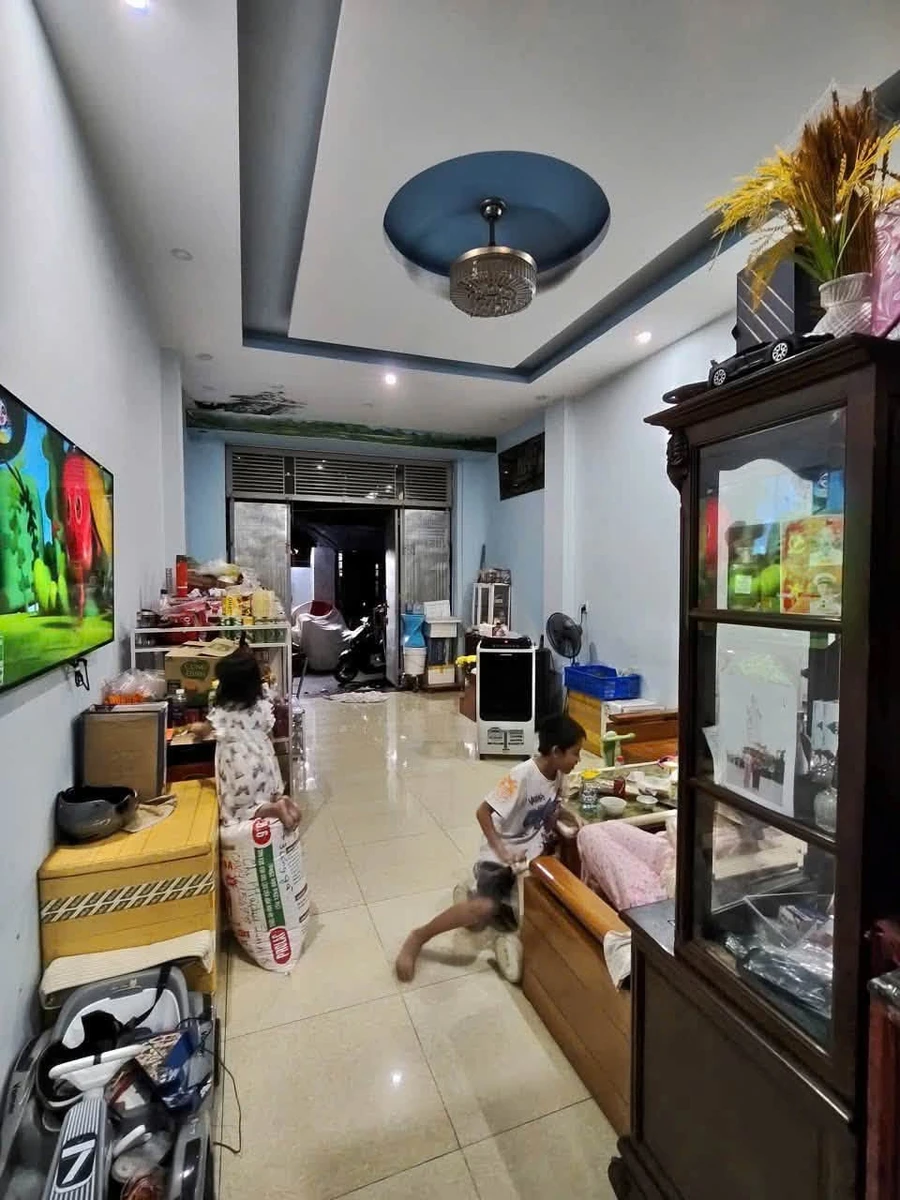 Bán nhà phố Thủ Đức, Linh Xuân, 64m², 4 tầng, 6.2 tỷ - Ảnh thu nhỏ 2