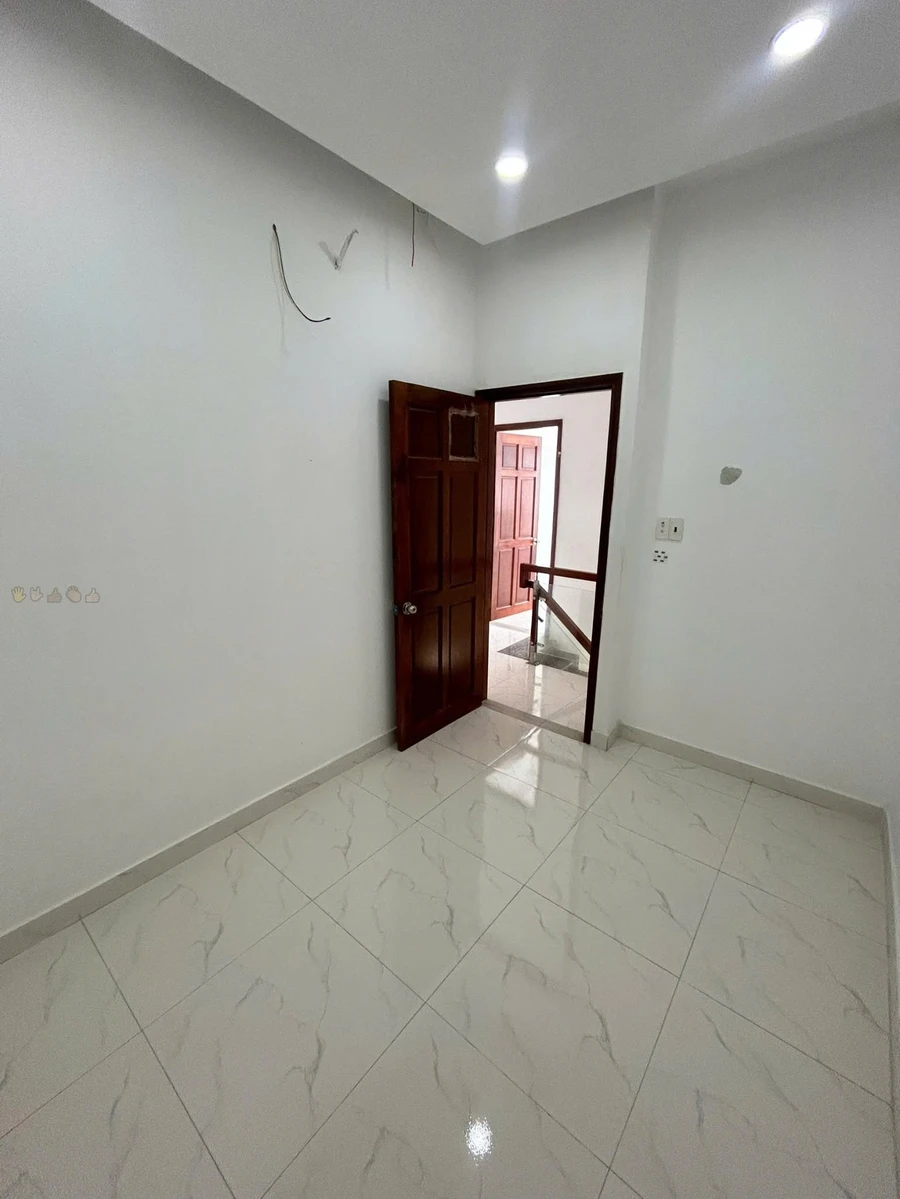 Bán nhà 4x10m Nguyễn Văn Bứa, 620 triệu, Hóc Môn - Ảnh thu nhỏ 2