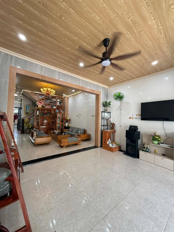 Bán nhà phố 100m² 2PN Rạch Giá An Giang 3.25 tỷ