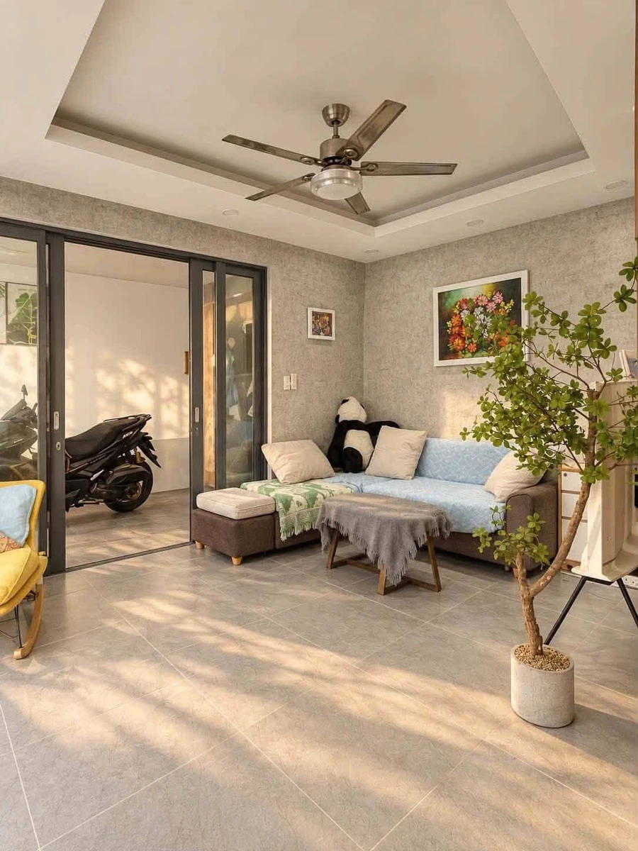 Bán nhà 2 tầng 99,6m2 ngang 8,1m có sân hồ nước đường Nguyễn Văn Đậu, Bình Thạnh - Ảnh thu nhỏ 2