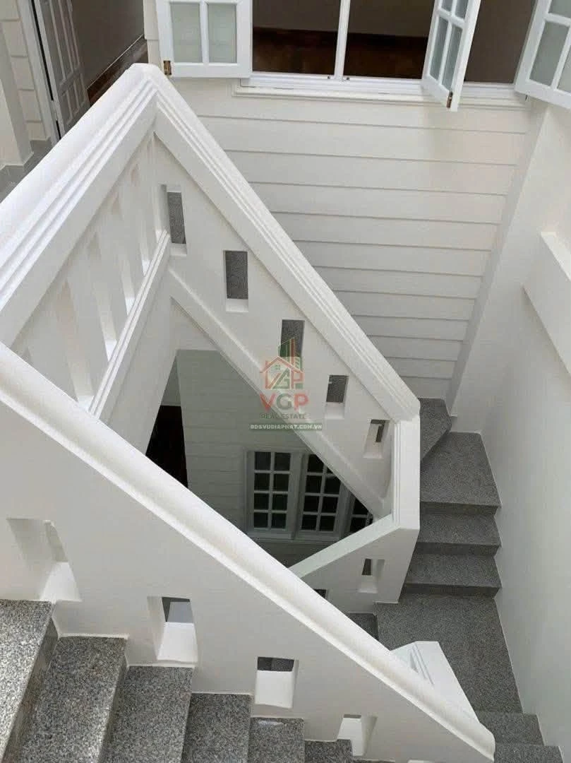 Bán nhà phố hẻm ô tô Thông Thiên Hộc, 151.8m², Lâm Đồng - Ảnh 1