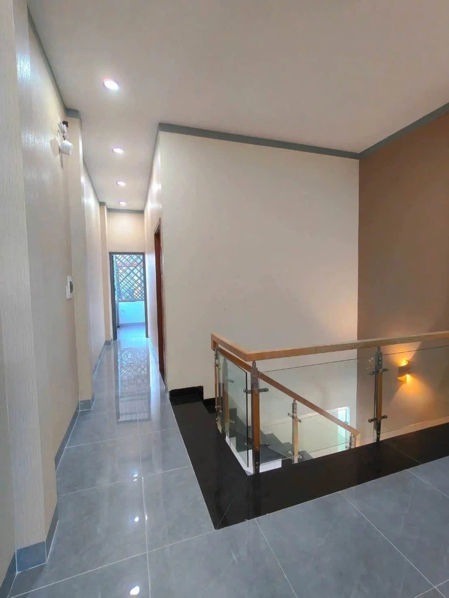 Bán nhà 3PN full nội thất 56m² giá 2tỷ09 Hóc Môn - Ảnh thu nhỏ 5