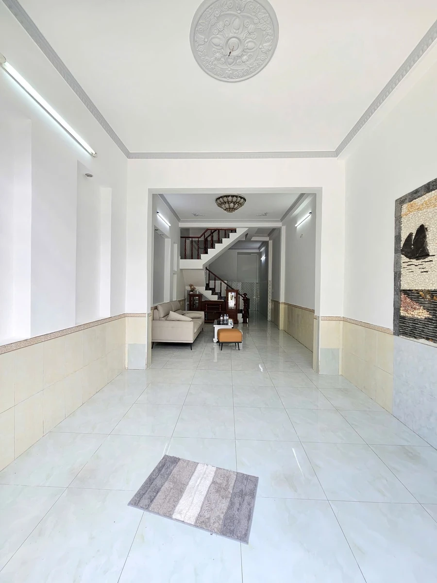 Bán nhà 1 trệt 1 lầu 60m2 Tân Đông Hiệp 3,68 tỷ - Ảnh thu nhỏ 3