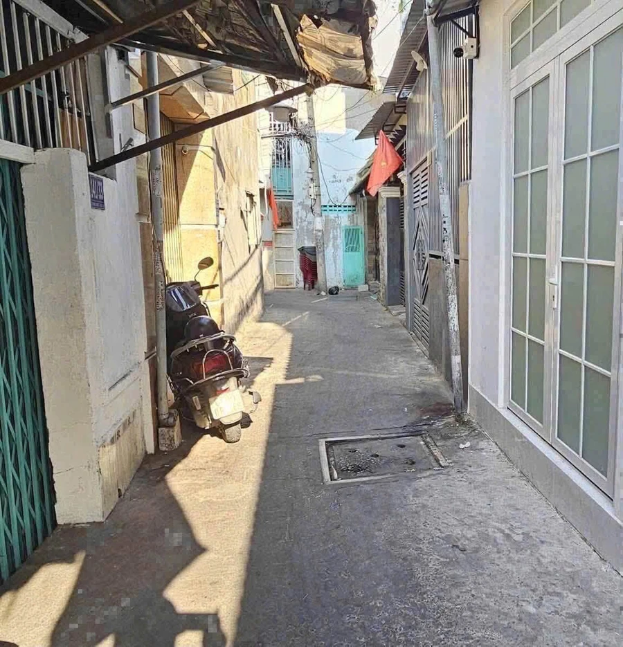 Bán nhà phố Quận 4, 68m2, 3 căn trọ, 6,99 tỷ - Ảnh thu nhỏ 2