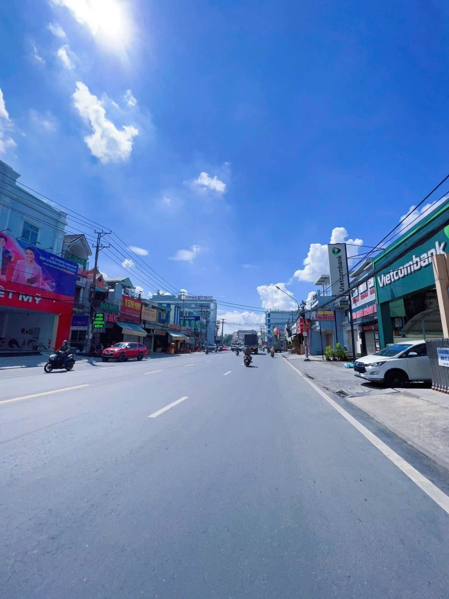 Bán nhà mặt tiền QL1A, 202m2, Đồng Nai, 8 tỷ 800 triệu - Ảnh thu nhỏ 3