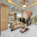 Nhà 5 tầng 1 tum 35m² giá 7,9 tỷ ngõ thông Hoàng Mai - Ảnh thu nhỏ 4